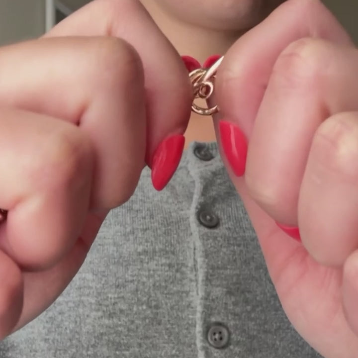 Petite Fleur Necklace